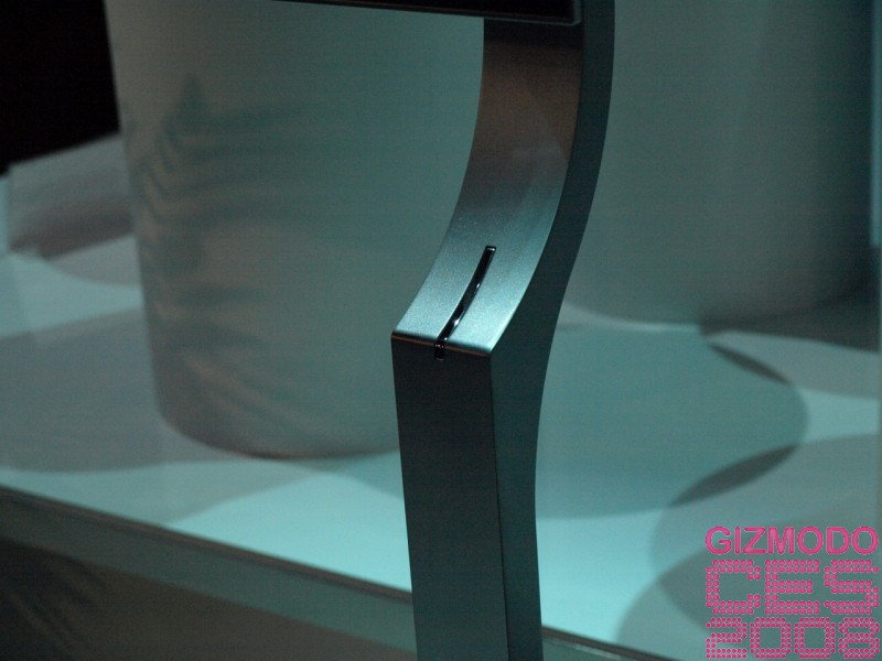 Illustration for article titled Sony 27-inch OLED Prototype Gallery